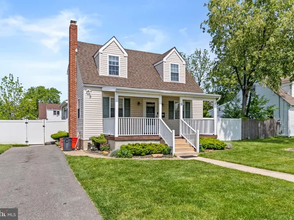 9 Whitman Ave, Stratford, NJ 08084