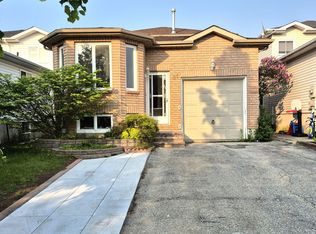 61 Downing Cres, Barrie, ON L4N 8V6