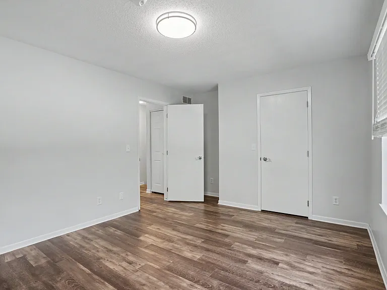 406 E 15th St #406D — Photo 16