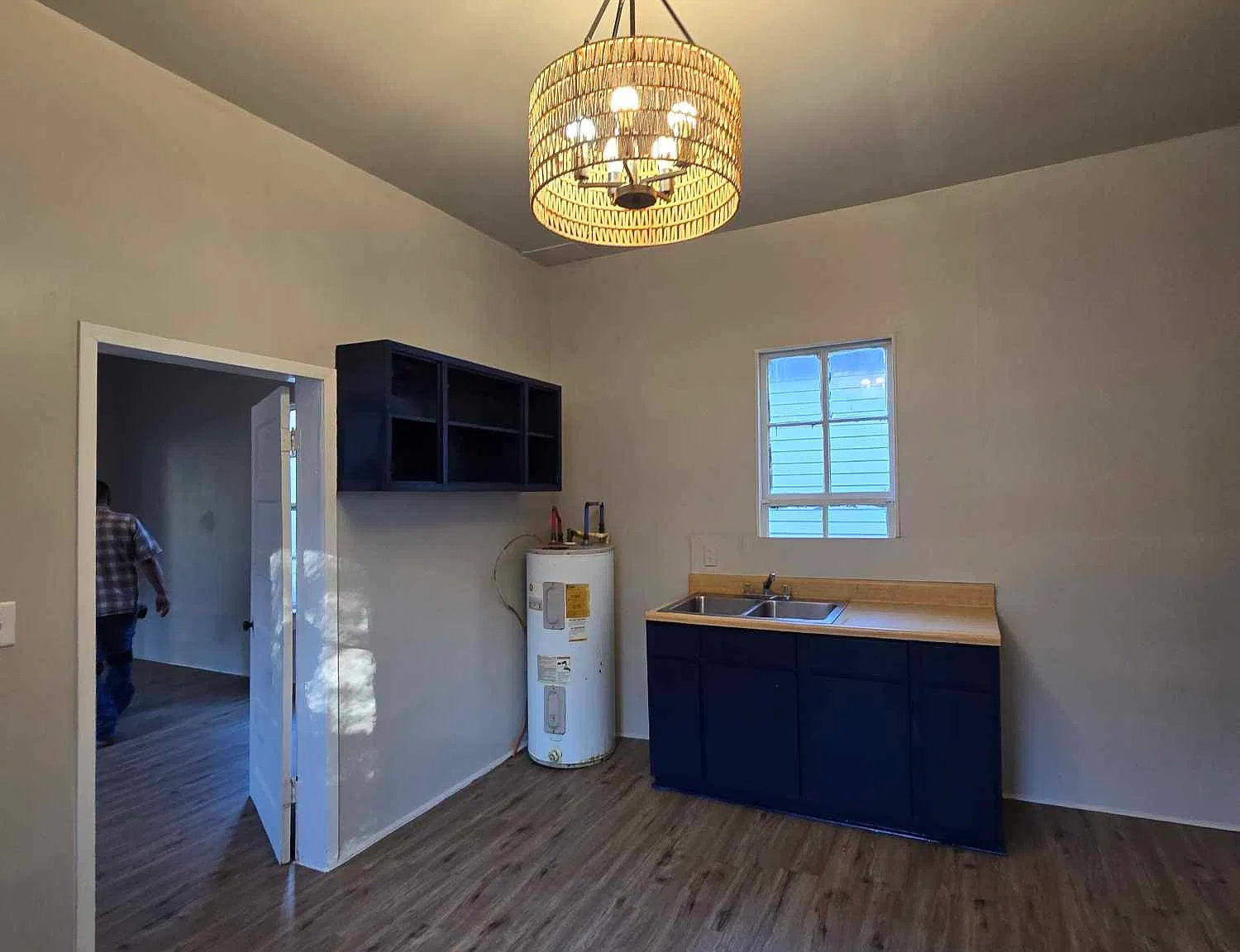 1 bed, 600 sqft, $700 — Photo 3