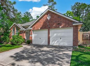18 Mulberry Glen Pl, Spring, TX 77382