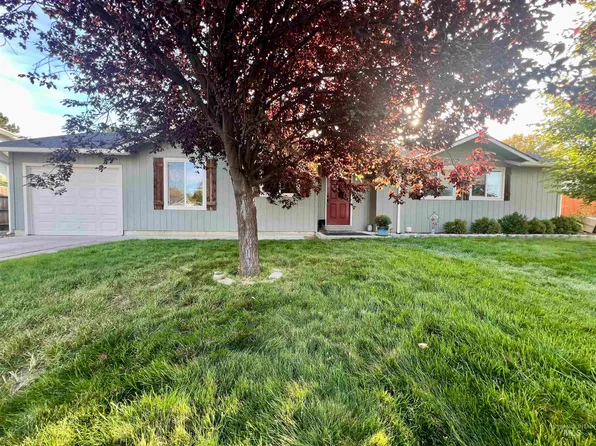 1370 SW 11th St, Ontario, OR 97914