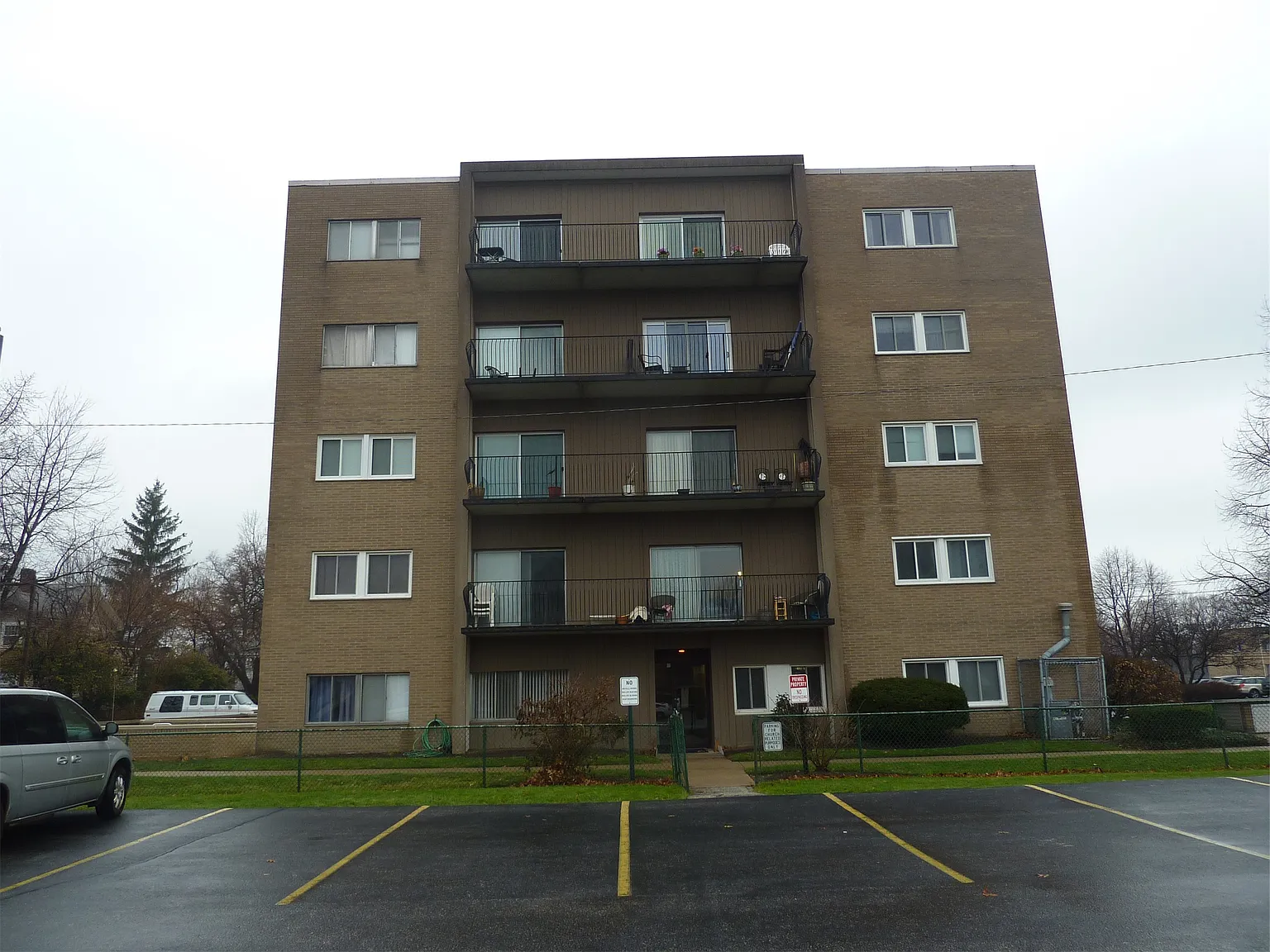 20333 Detroit Rd APT 308C photo 1