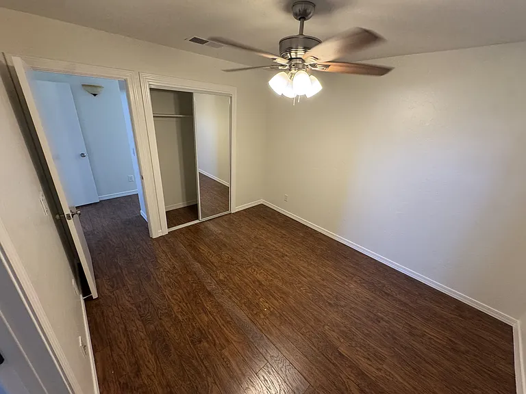 2941 W Calle Lucinda — Photo 17