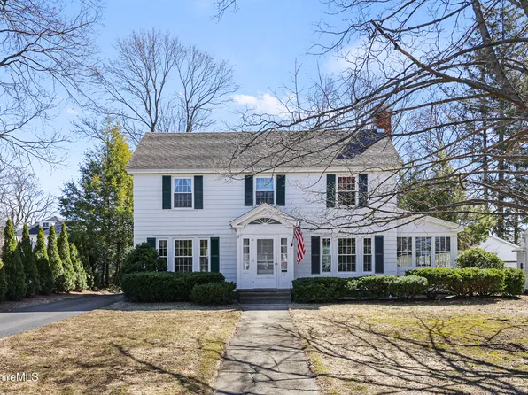 11 Concord Pkwy, Pittsfield, MA 01201