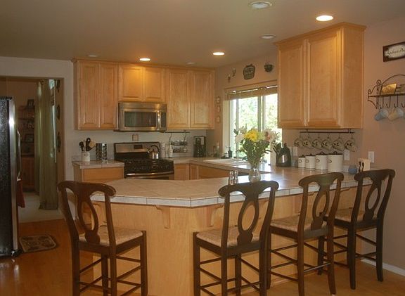 3rd image of 10121 183rd Ave E