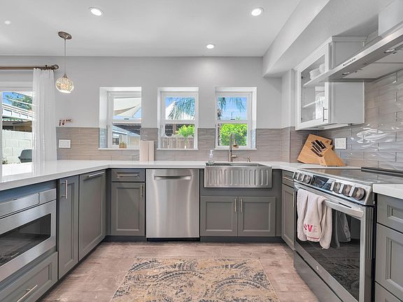 4th image of 7663 E Montecito Ave