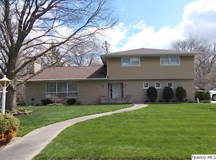 323 S Marion St, Carthage, IL 62321