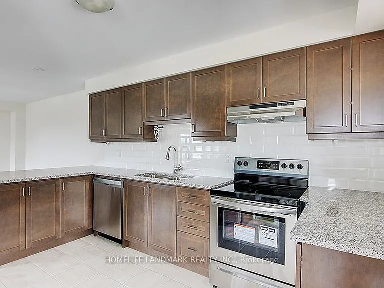 76 Casely Ave — Photo 16