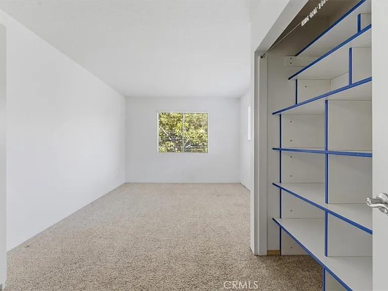 539 Wayland Ct — Photo 23