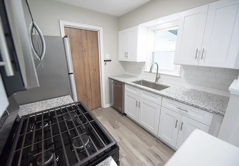 9328 W Ridgewood Dr — Photo 19