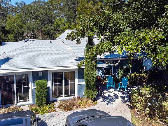 3rd image of 205 Florida Ave
