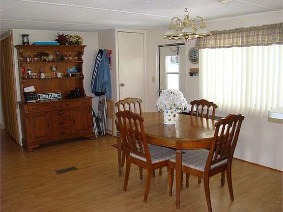 3rd image of 7 Continental Way