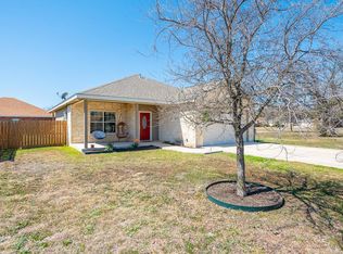 56 Sunday Ct, Uvalde, TX 78801