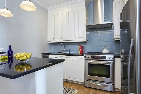 Sold by Stribling | media 11