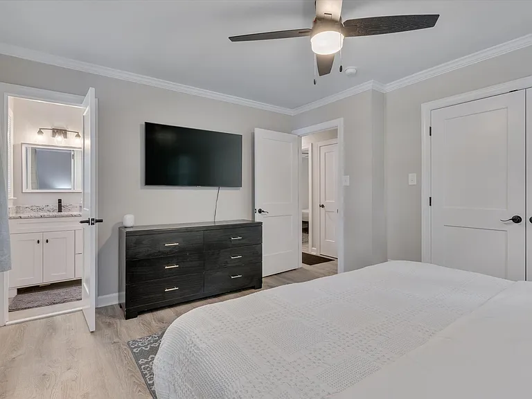 1012 Glenco Rd — Photo 22