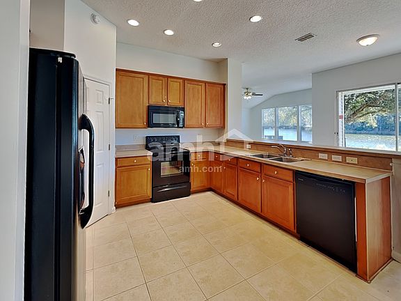 4th image of 9140 Prosperity Lake Dr