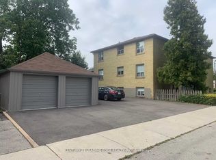 2719 Lake Shore Blvd W #2, Toronto, ON M8V 1G9