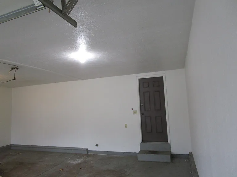5045 Johnnycake Rdg NE — Photo 14