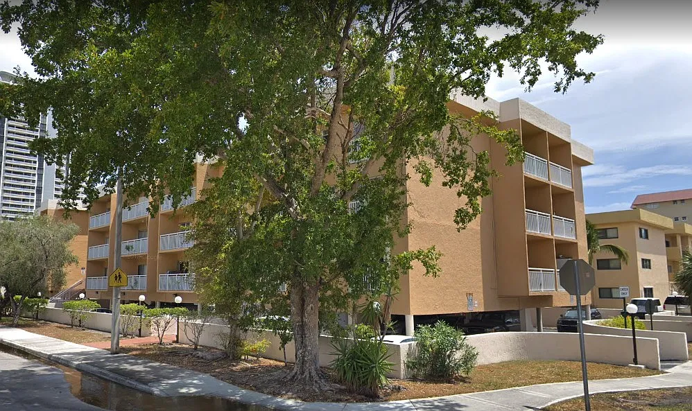 2 bed, 870 sqft, $2,500 — Photo 4