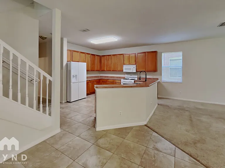 9333 Mandrake Ct — Photo 5