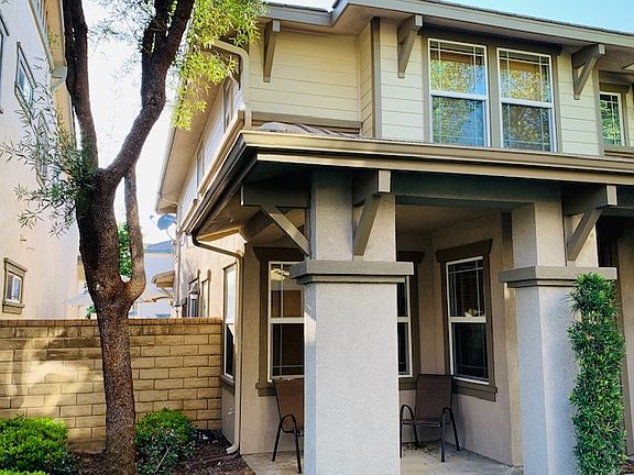4th image of 24033 Dearborn Dr
