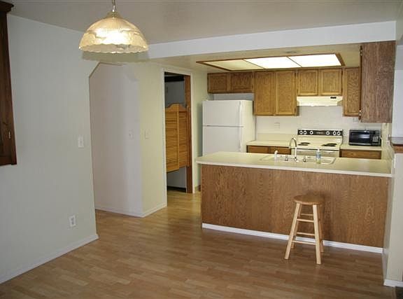 2nd image of 6979 Belhaven Dr