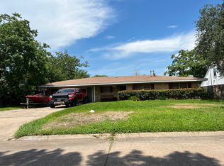 1914 16th Ave N, Texas City, TX 77590