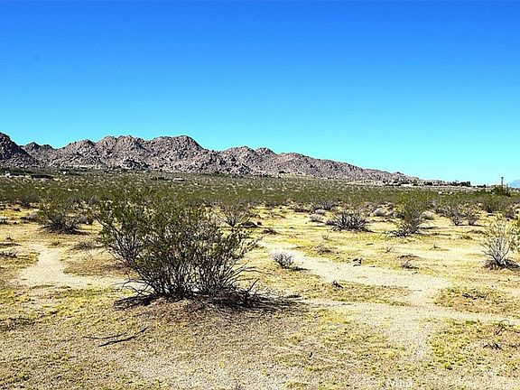 3rd image of 29 Palms Hwy