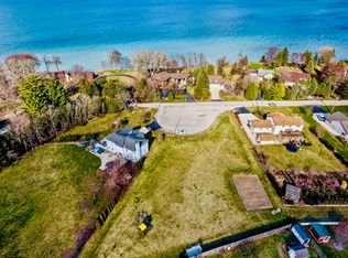 6622 Charles St, Racine, WI 53402