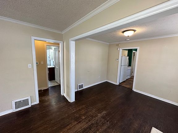 5th image of 8816 Ivanhoe Trl