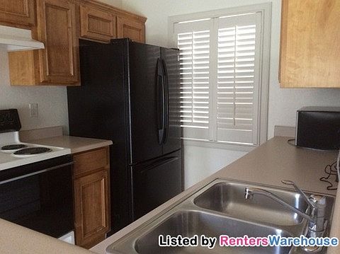 5th image of 15327 W Port Royale Ln