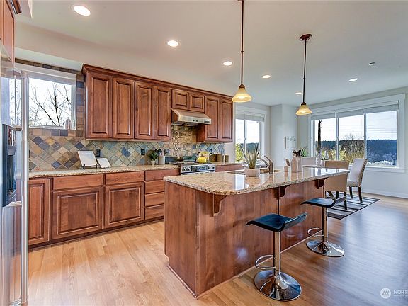4th image of 15190 132nd Avenue NE