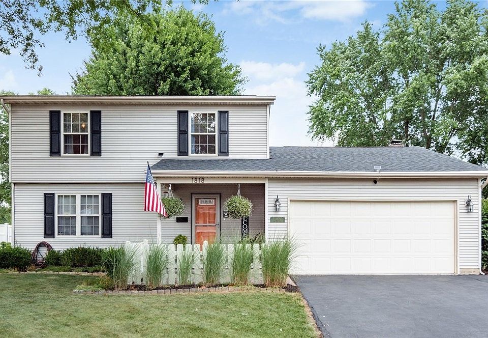 1st image of 1818 Lakeview Dr