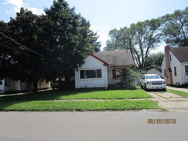 1st image of 2720 Knight Ave