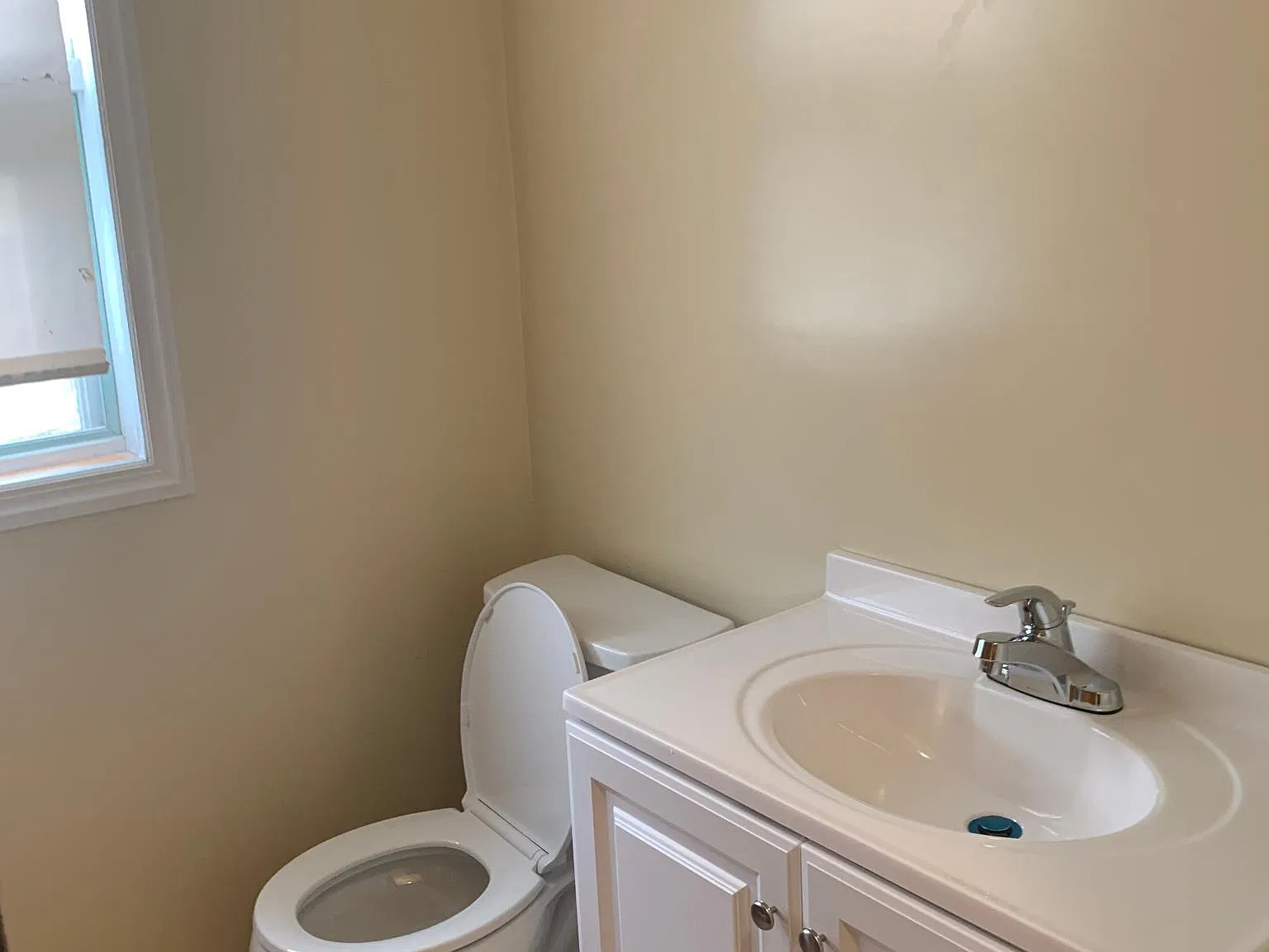 3 bed, 1620 sqft, $2,900 — Photo 2