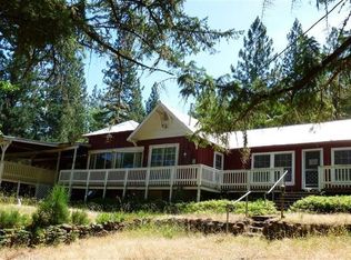 1151 Summit Loop, Grants Pass, OR 97527