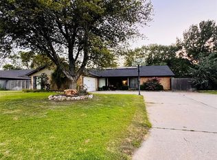 909 Jami Ln, Elk City, OK 73644