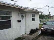 1st image of 117 NW 10th Ct