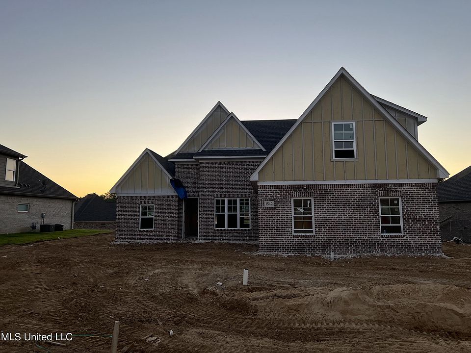 2nd image of 1542 Fall Garden Dr