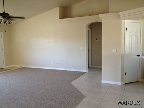 5th image of 3036 N Stewart St