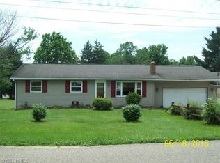 1290 Ellen Dr, Zanesville, OH 43701