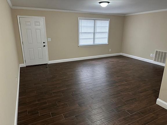 2nd image of 3471 Vineville Ave