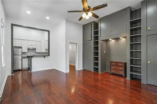920 Chartres St #2 — Photo 3