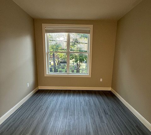 5th image of 255 Washington Ave #7