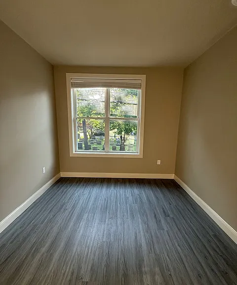 255 Washington Ave #7 — Photo 5