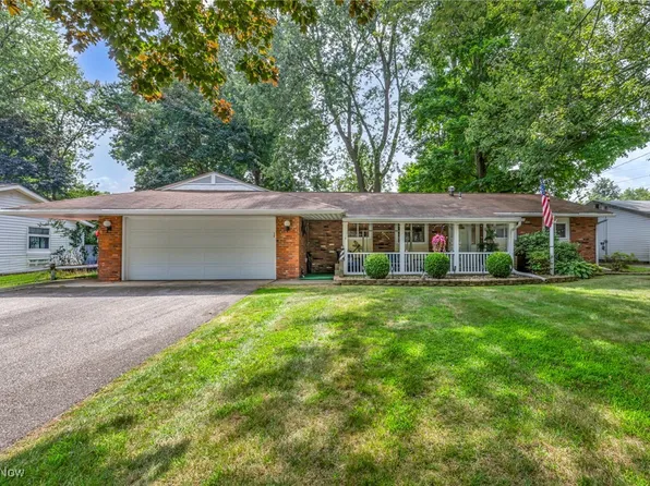 125 Parkhall Dr, Painesville, OH 44077