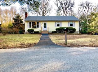 65 Duffy Dr, Taunton, MA 02780
