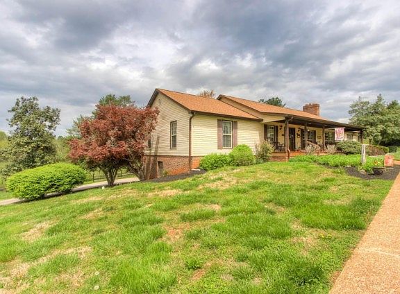 3rd image of 3459 Peppermint Hills Dr