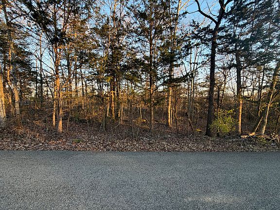 4th image of 200 Upchurch Dr